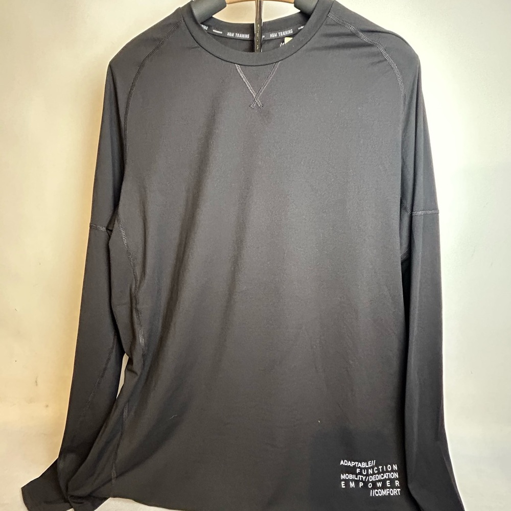 H&M Black Long Sleeve Tee with Crew Neck